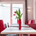 Lüneburg Süd Otel 3*