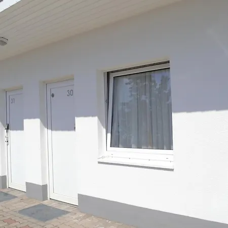 Lueneburg Sued Szálloda 3*