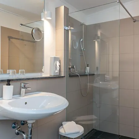 Lueneburg Sued Hotell 3*