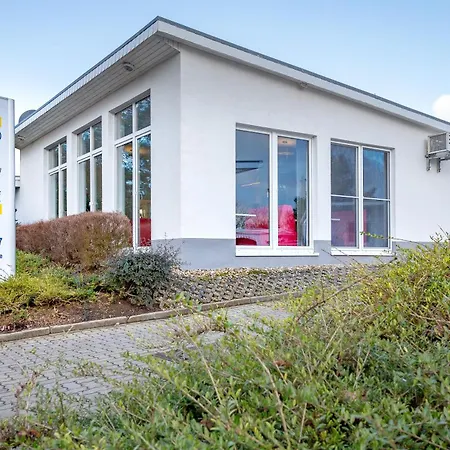 Szálloda Lueneburg Sued 3*