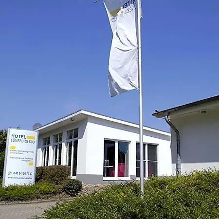 Lueneburg Sued Hotell 3*