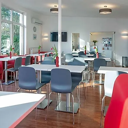 Lueneburg Sued Hotell 3*