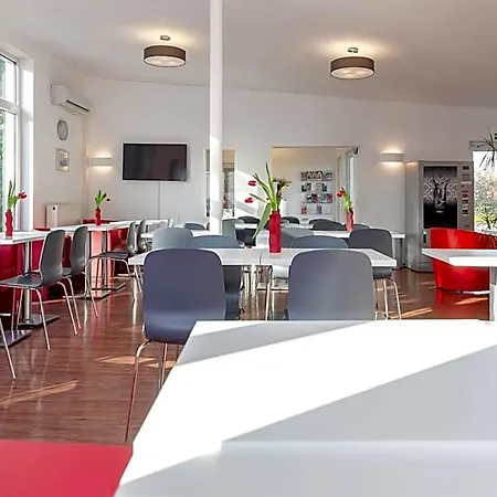 Hotell Lueneburg Sued 3*