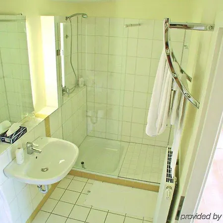 Lueneburg Sued Szálloda 3*