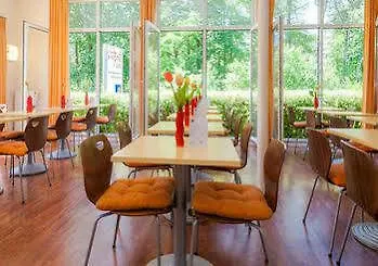 Lüneburg Süd Otel 3*