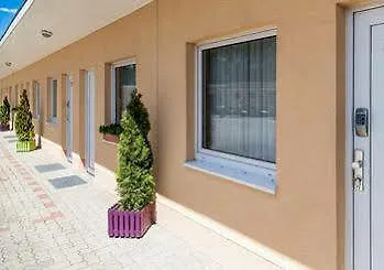 Lüneburg Süd Otel 3*